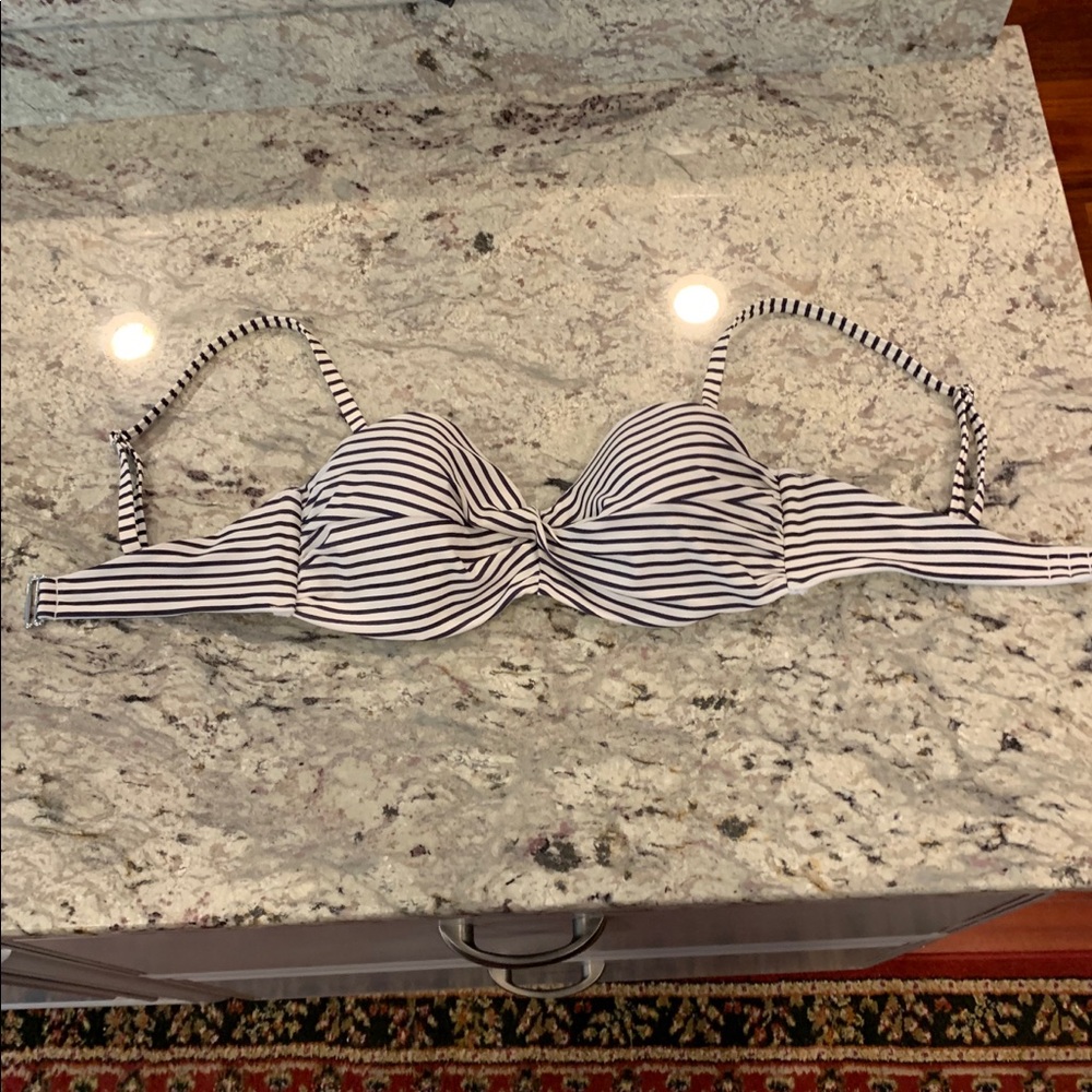 H&M Striped Bikini Top